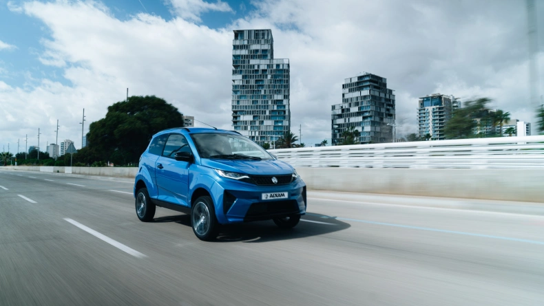 AIXAM - auto od 15 let Crossover aa Photo 2.jpg