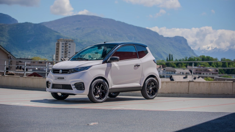 AIXAM - auto od 15 let City 1.png