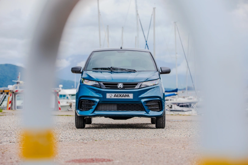 AIXAM - auto od 15 let Coup&eacute; CUTSPO_FAVA_BLC_JPG (2).jpg