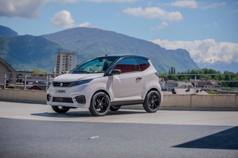 AIXAM - auto od 15 let City 1.png