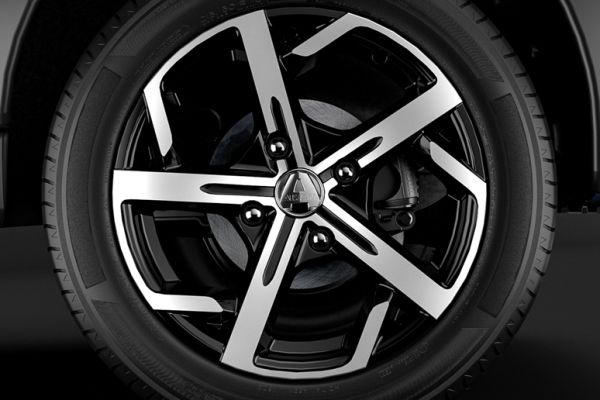 AIXAM - auto od 15 let Crossover Nová kola Crossover Premium