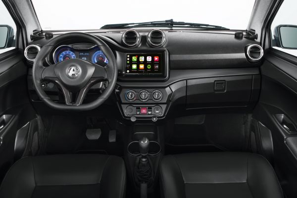 AIXAM - auto od 15 let City MULTIA_DETZ_INTE_GTIGTOTdBGrisMat 7pouces AppleCar.jpg
